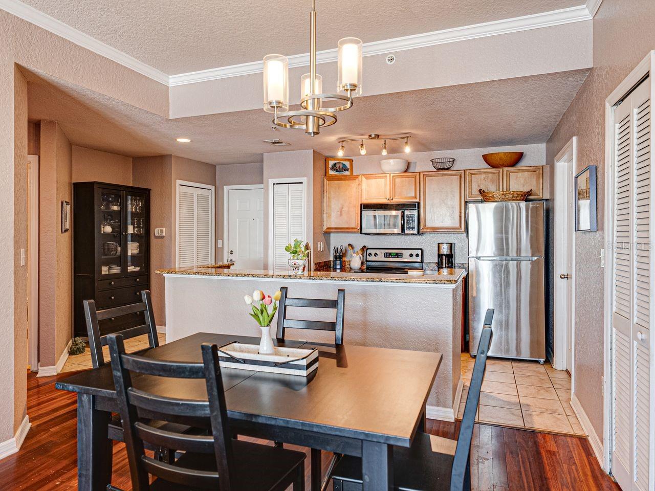 PARKCREST HARBOUR ISLAND CONDO - Residential