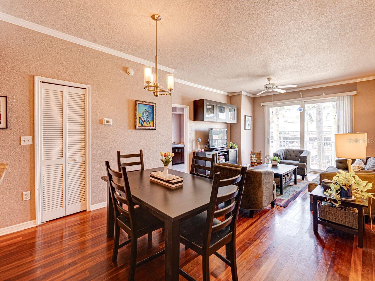 PARKCREST HARBOUR ISLAND CONDO - Residential