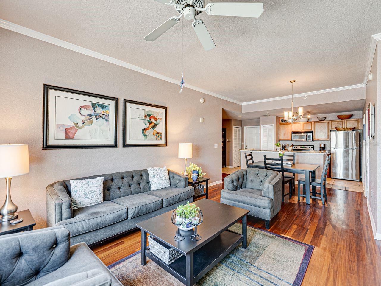 PARKCREST HARBOUR ISLAND CONDO - Residential