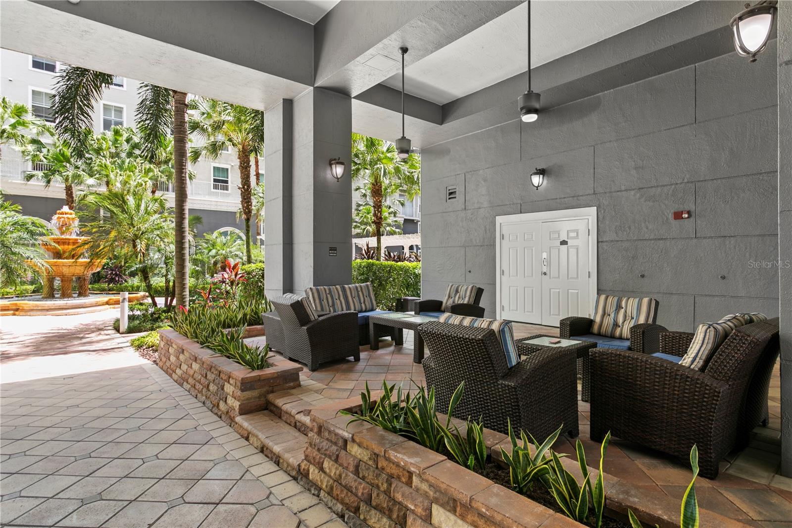 PARKCREST HARBOUR ISLAND CONDO - Residential