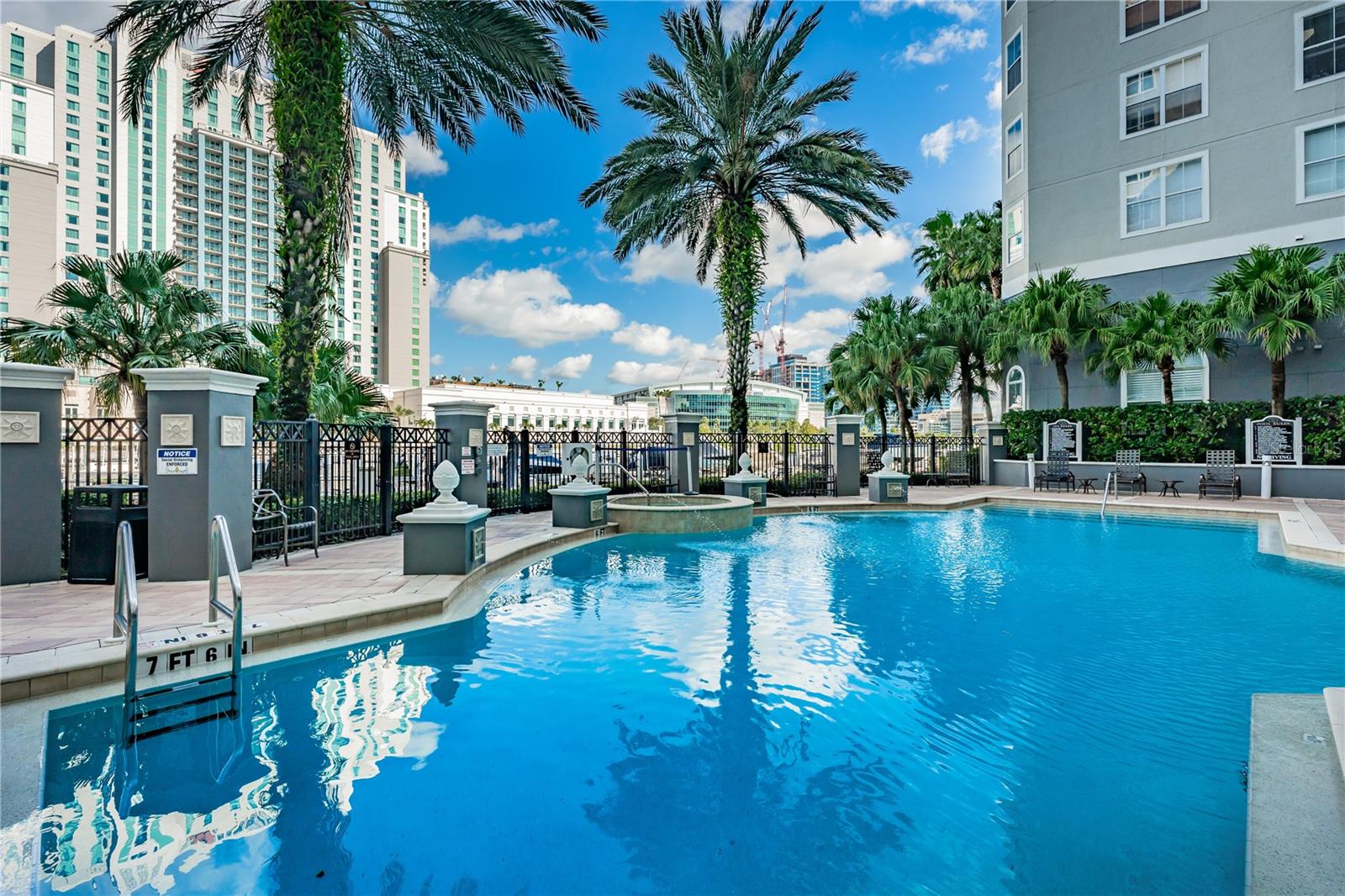 PARKCREST HARBOUR ISLAND CONDO - Residential