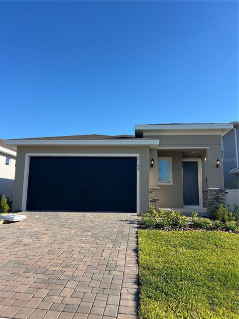 Photo of 2164 Sunshine Peak Drive, Minneola, FL 34715 (MLS # G5111568)