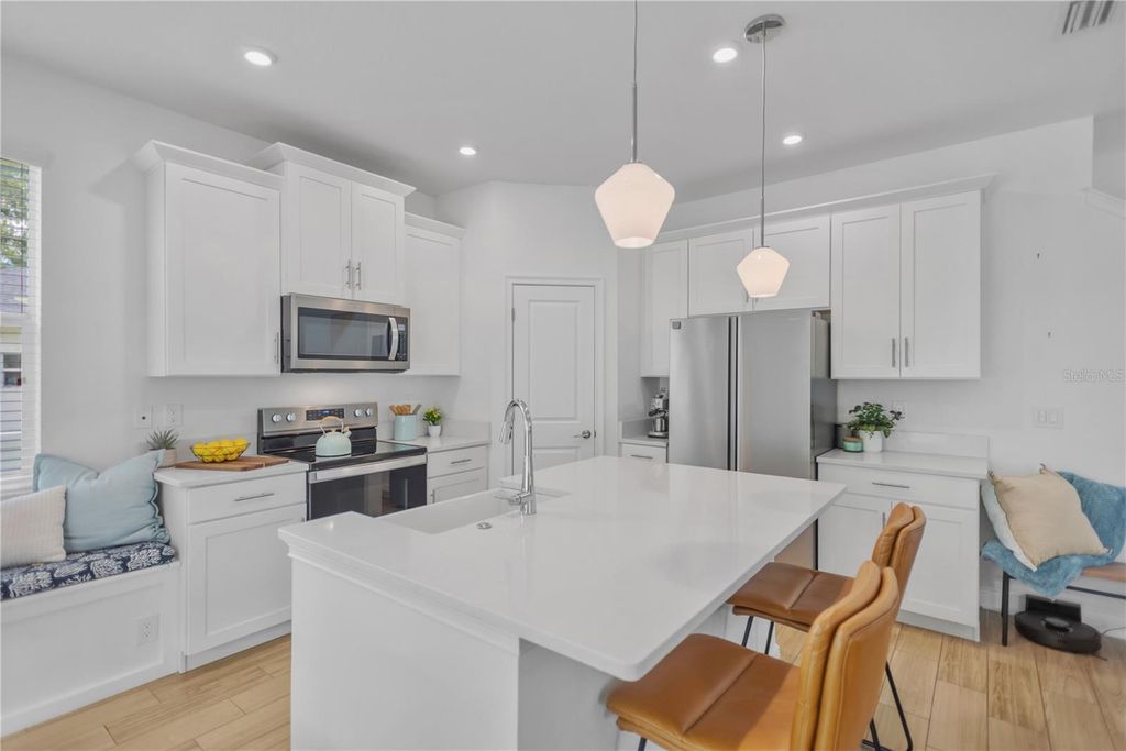 Photo of 9422 N Rome Circle, Tampa, FL 33612 (MLS # TB8432379)
