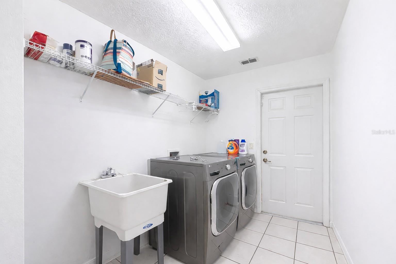 EVERGREEN ESTATE - Residential