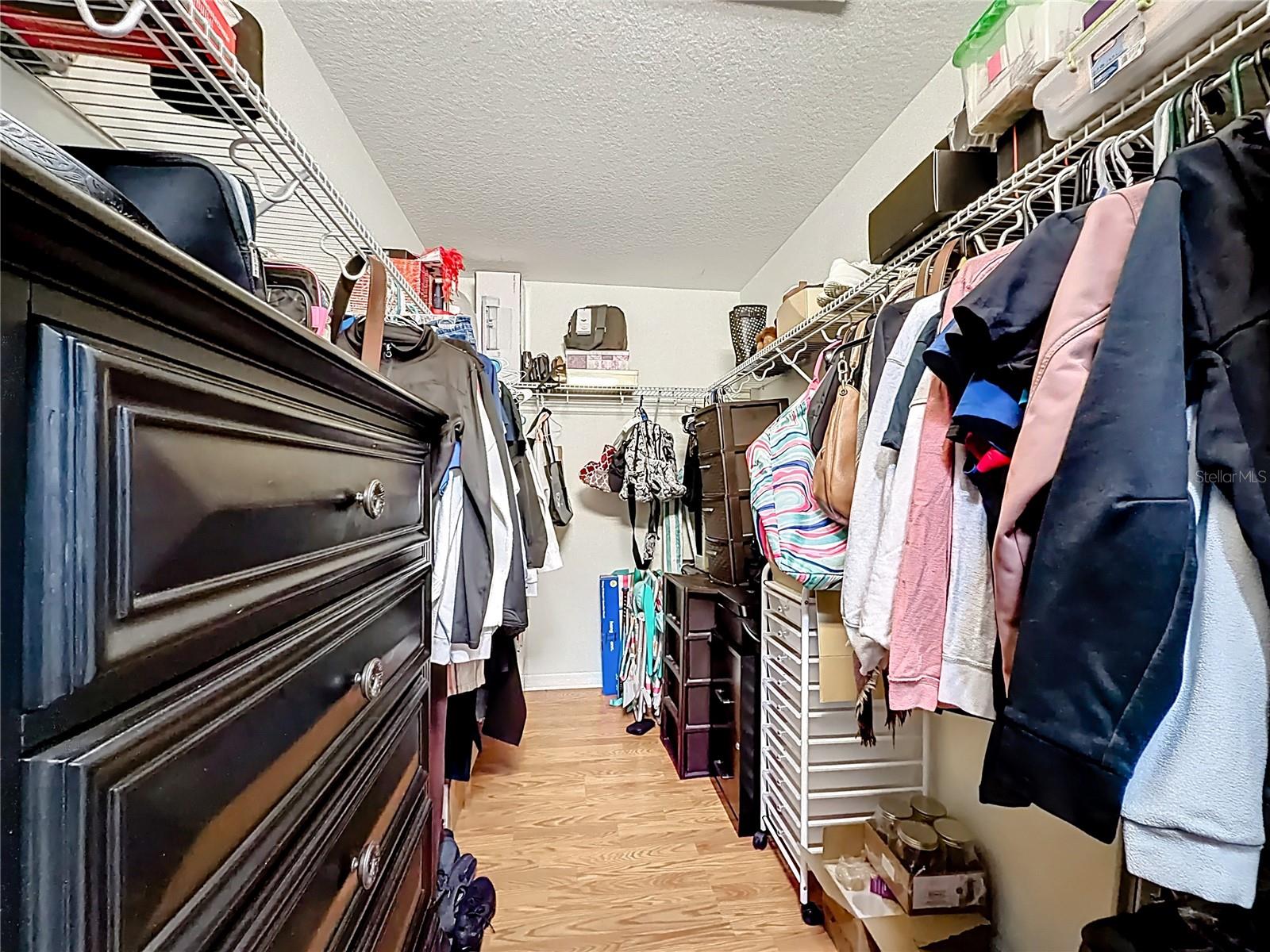 EVERGREEN ESTATE - Residential