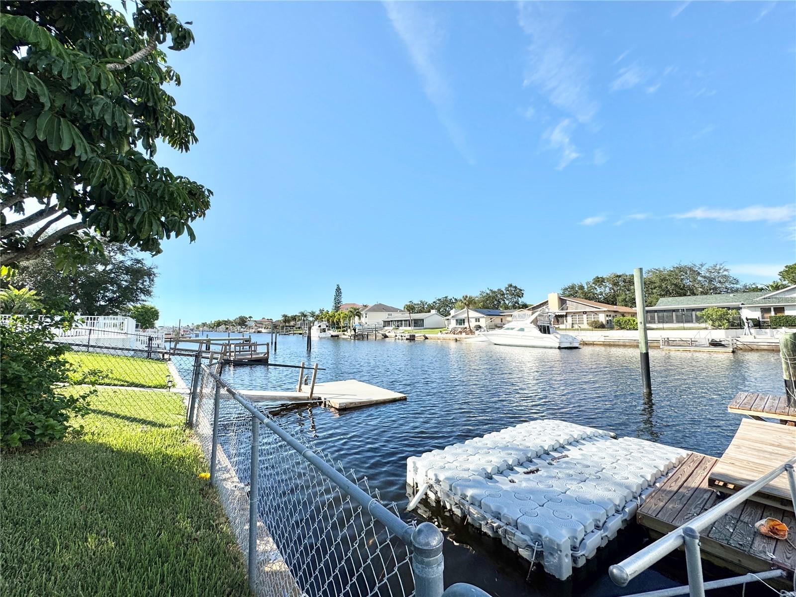 FLOR A MAR - Residential Lease