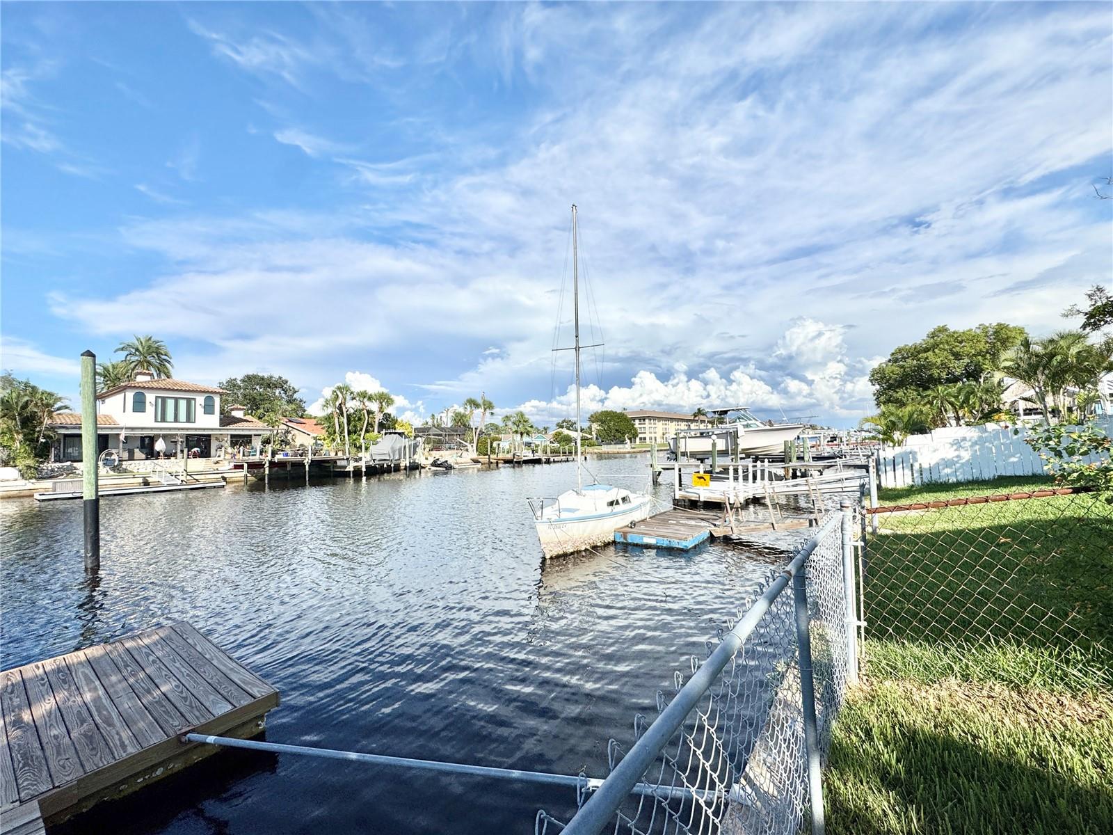 FLOR A MAR - Residential Lease