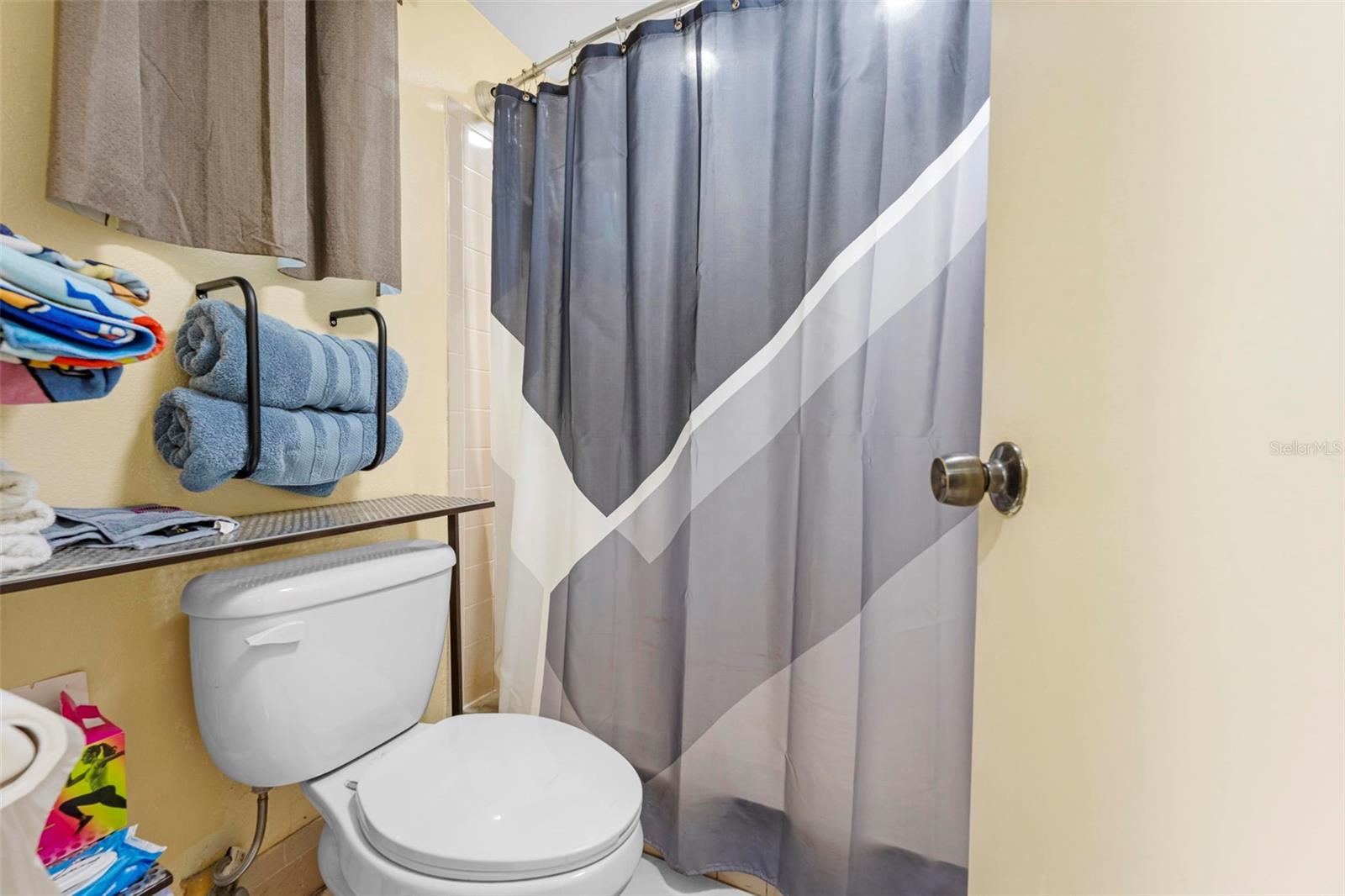 DRIFTWOOD VILLAGE - Residential