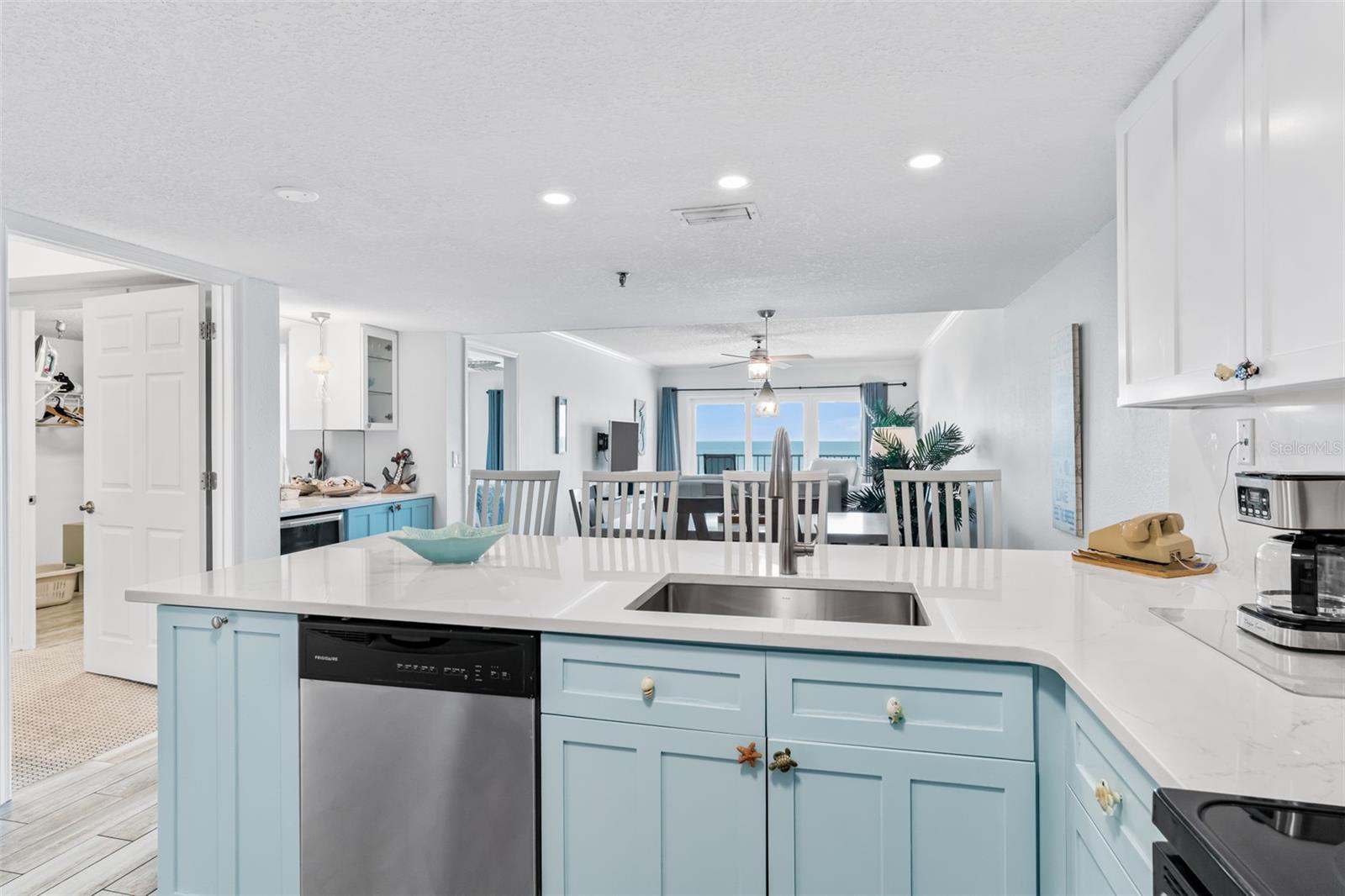 SAND DOLLAR CONDO - Residential