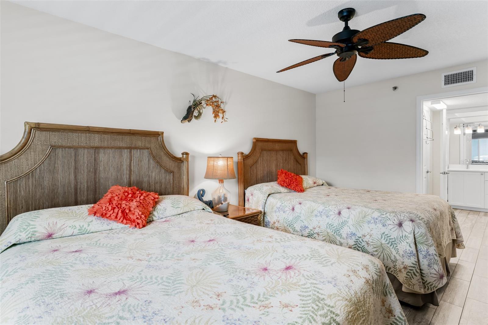 SAND DOLLAR CONDO - Residential