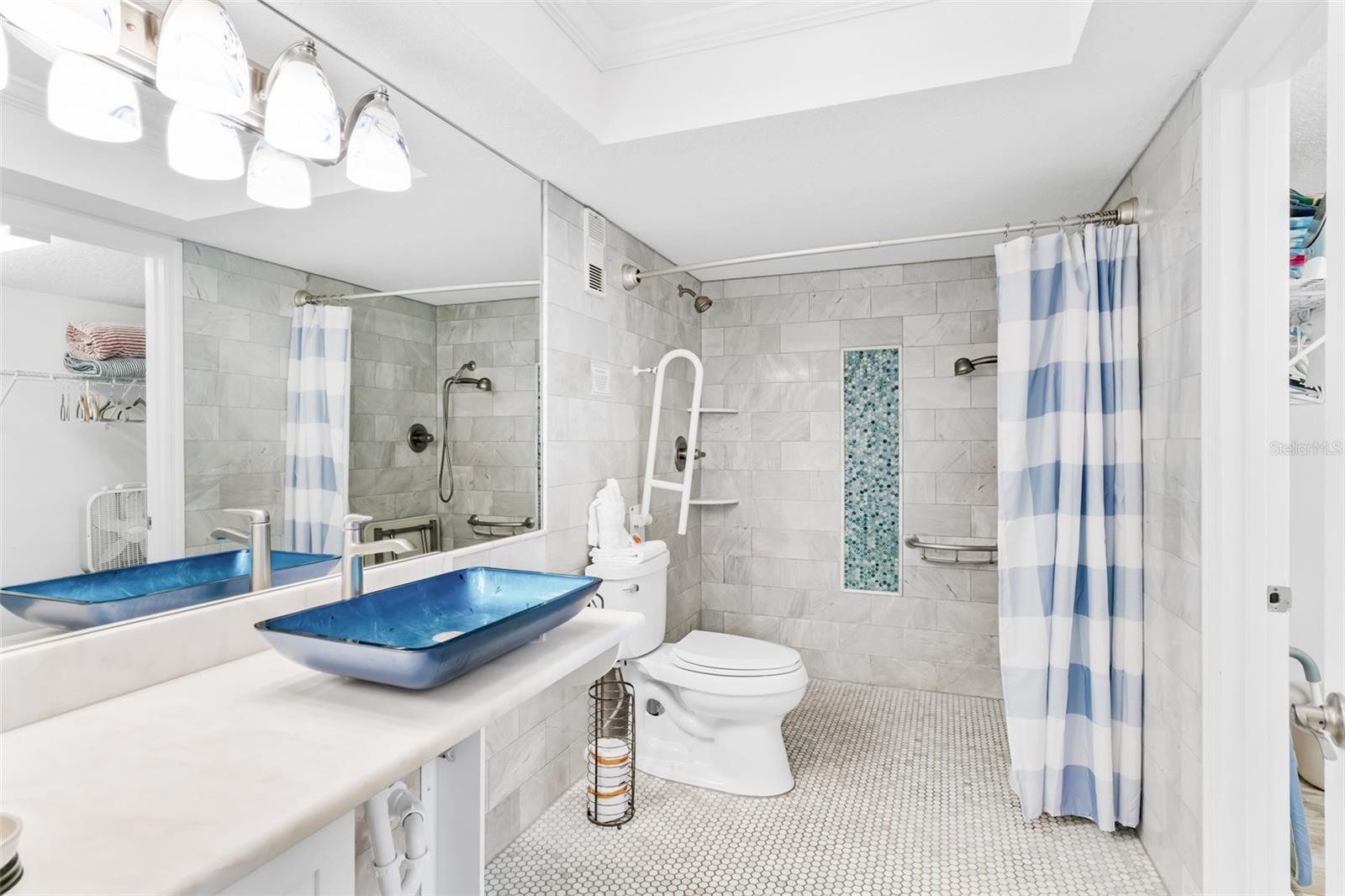 SAND DOLLAR CONDO - Residential