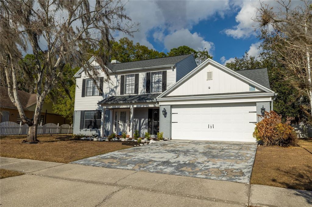 Photo of 3728 Murray Dale Dr, Valrico, FL 33596 (MLS # TB8480092)