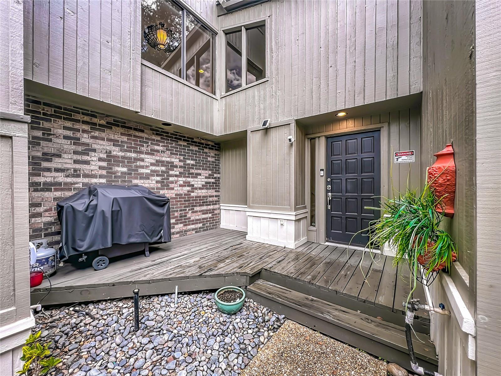 CHEROKEE PLACE CONDO PH 01 - Residential