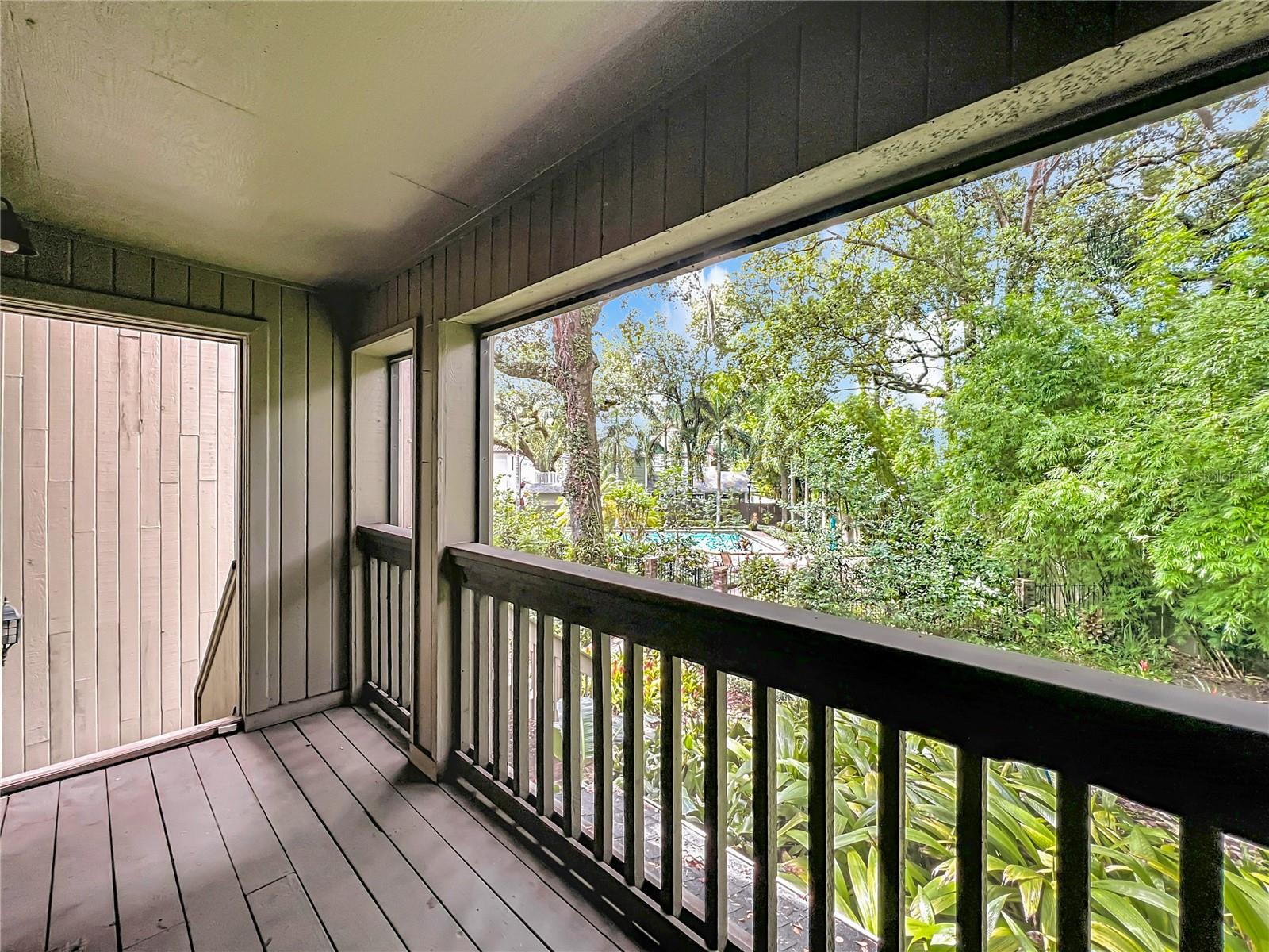 CHEROKEE PLACE CONDO PH 01 - Residential