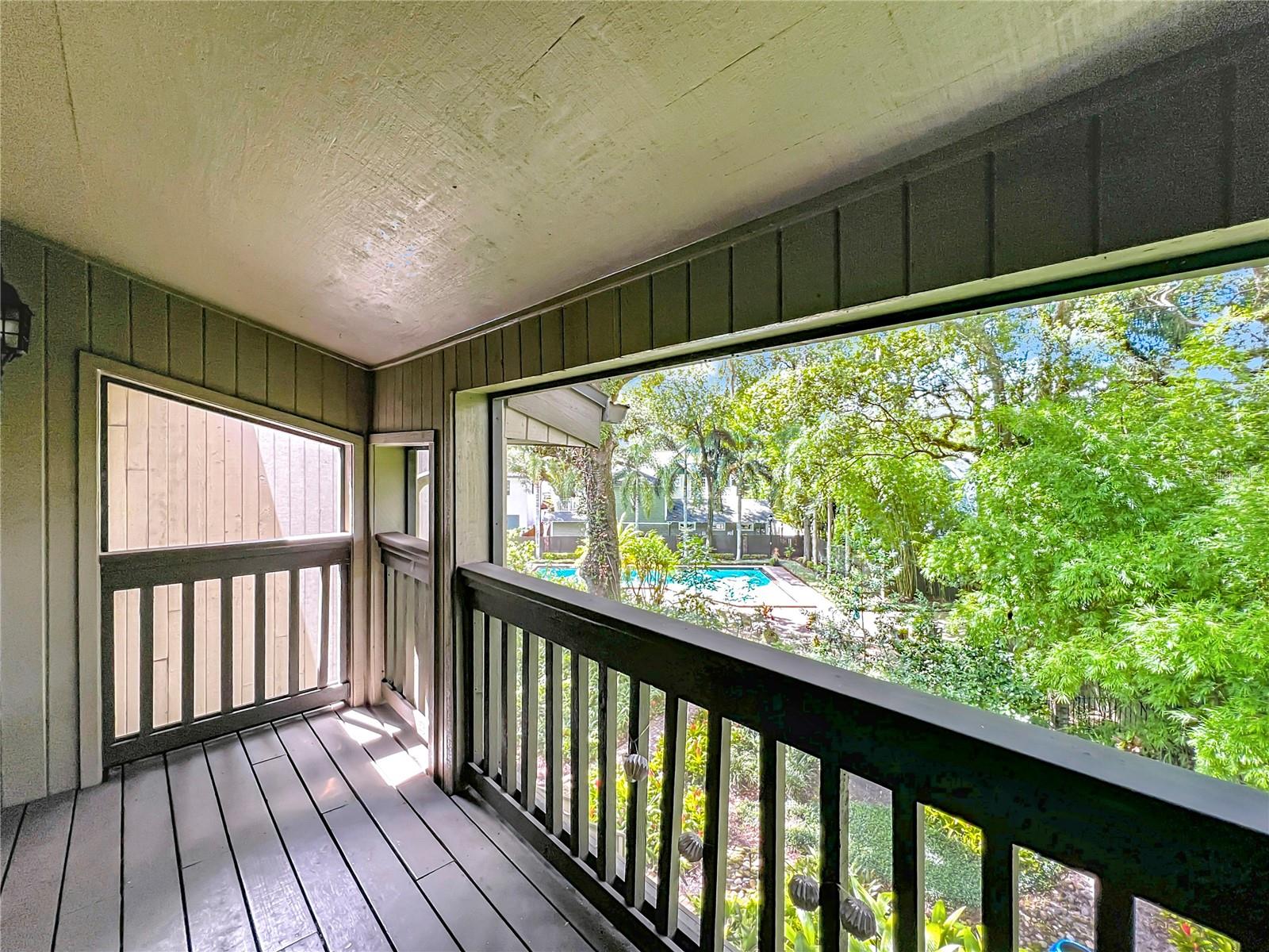CHEROKEE PLACE CONDO PH 01 - Residential