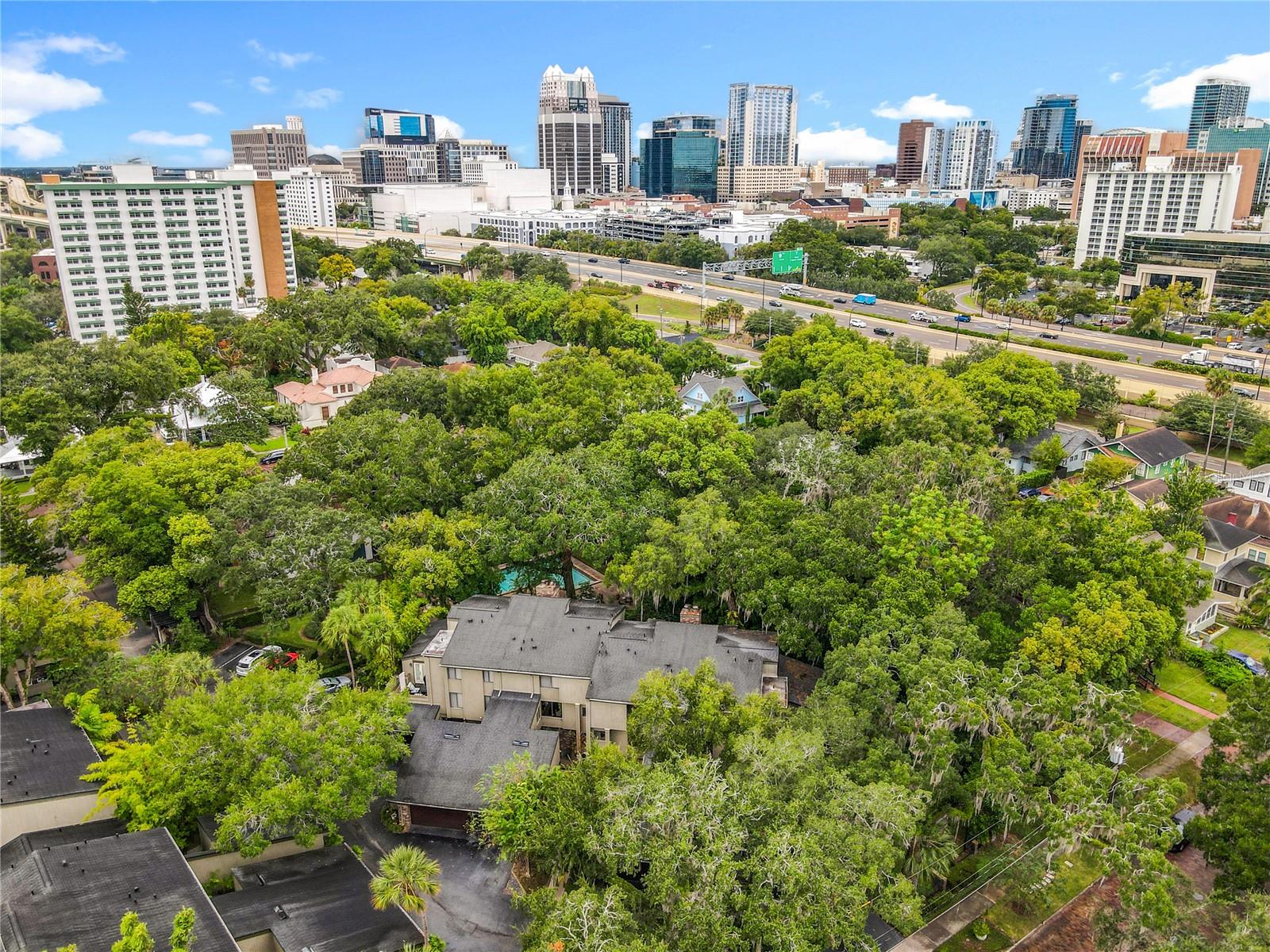 CHEROKEE PLACE CONDO PH 01 - Residential