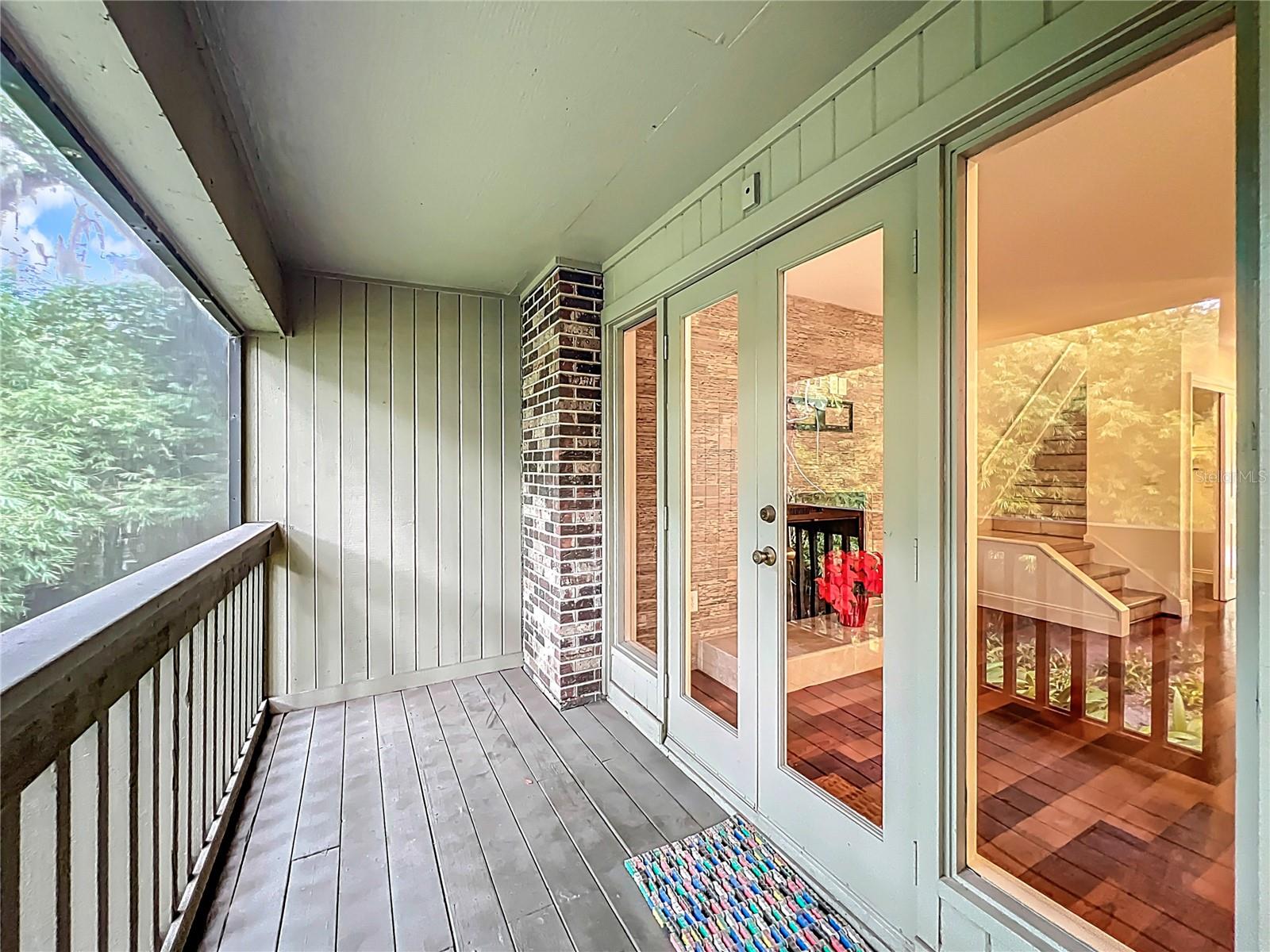 CHEROKEE PLACE CONDO PH 01 - Residential