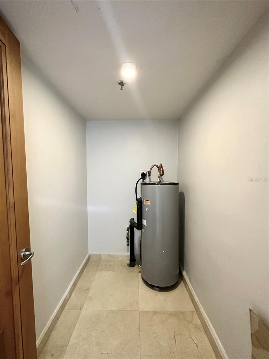 CARIBE PLAZA - Residential