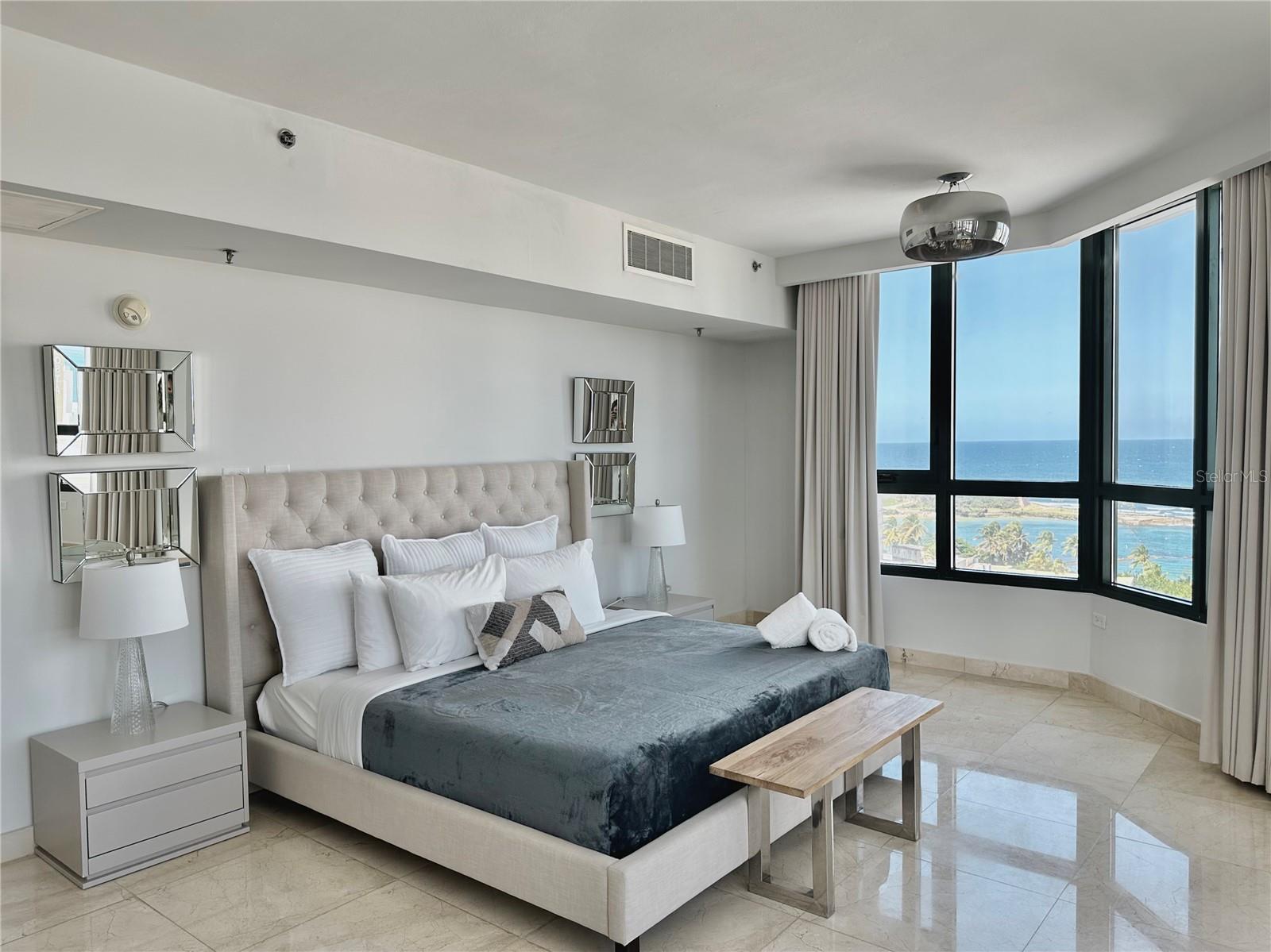 CARIBE PLAZA - Residential