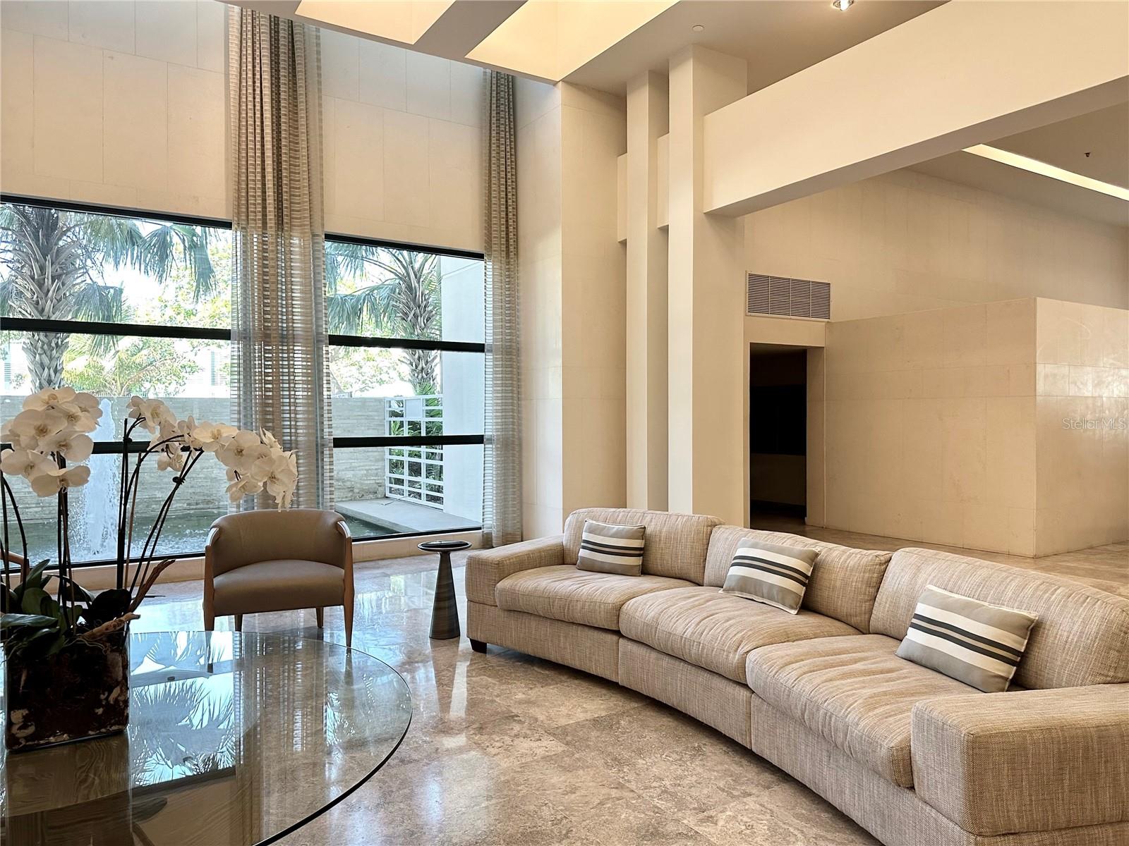 CARIBE PLAZA - Residential
