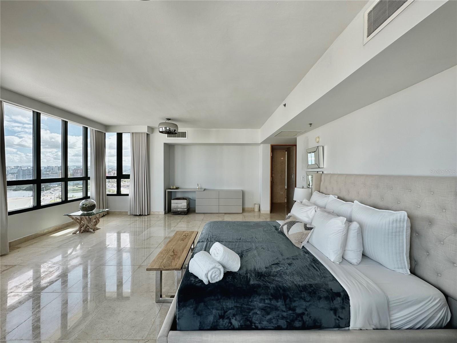 CARIBE PLAZA - Residential