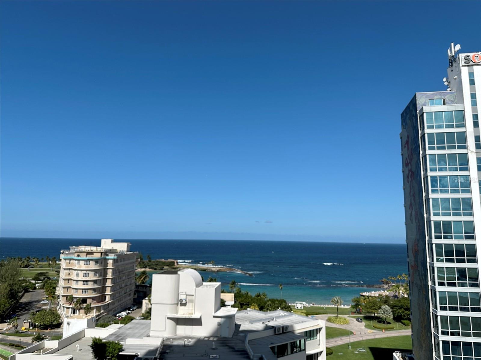 35 Av. LUIS MUÑOZ RIVERA 1202