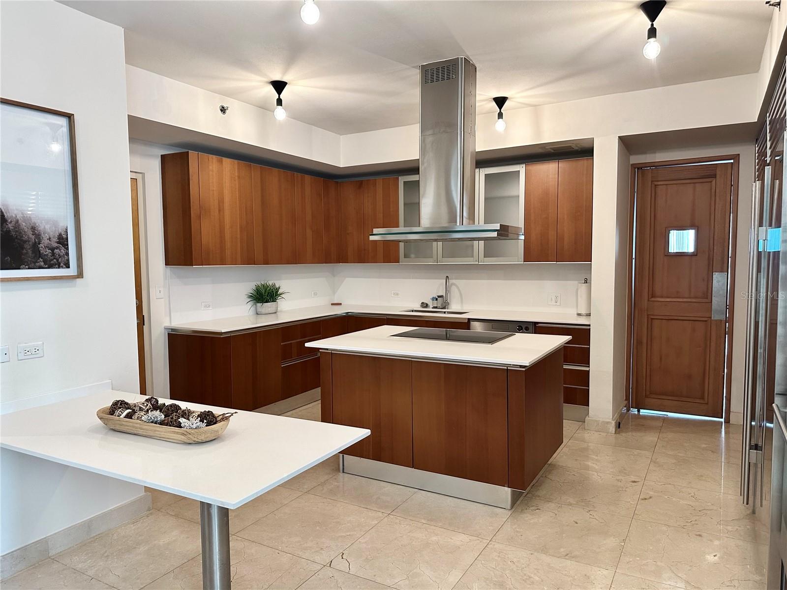 CARIBE PLAZA - Residential