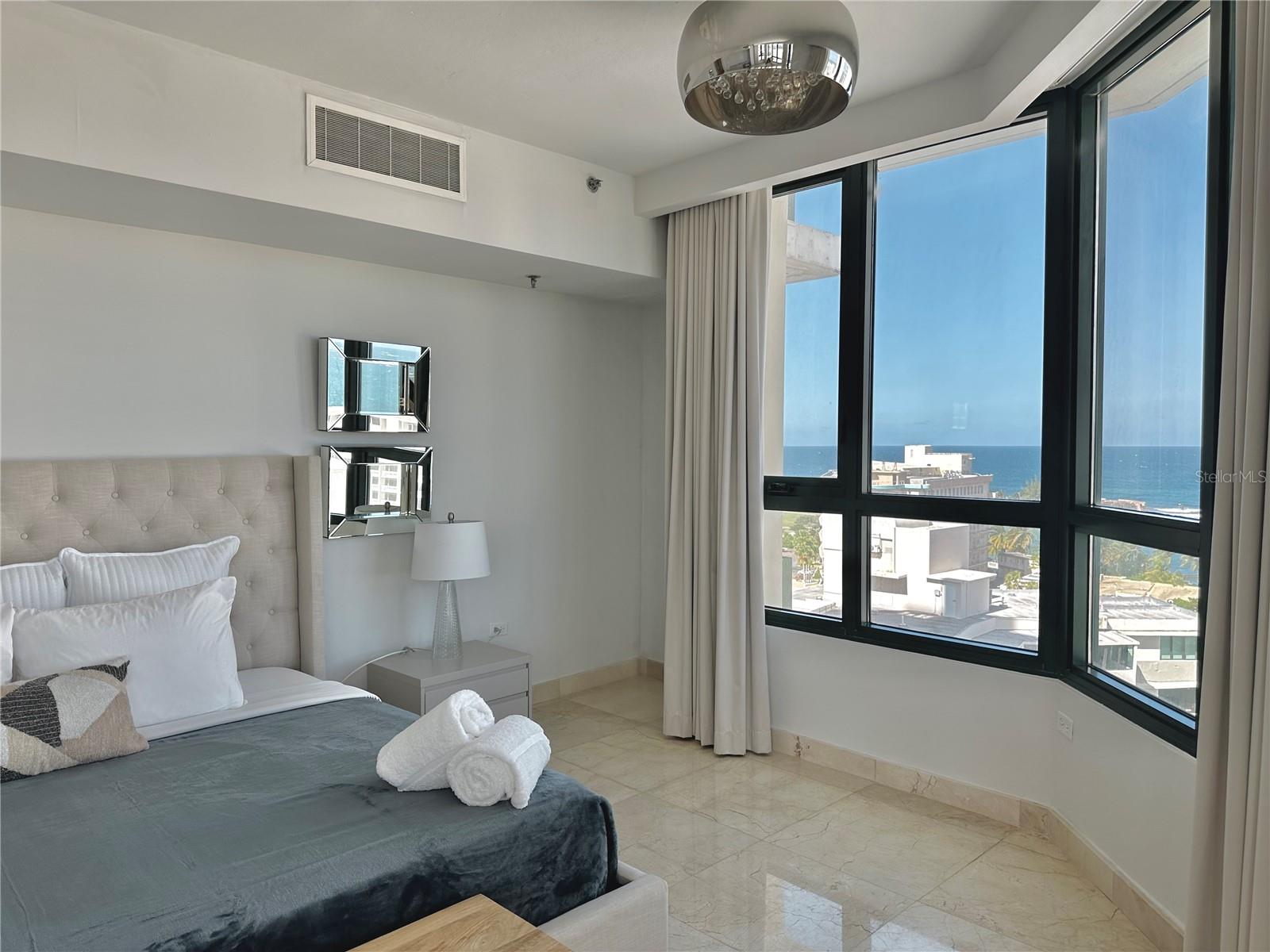 CARIBE PLAZA - Residential