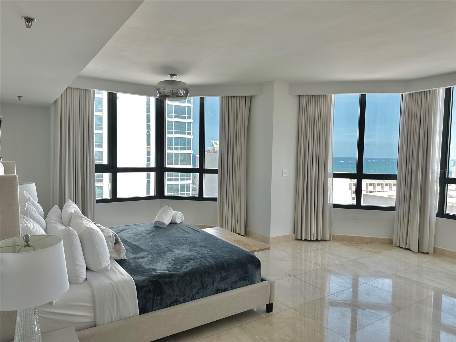 CARIBE PLAZA - Residential