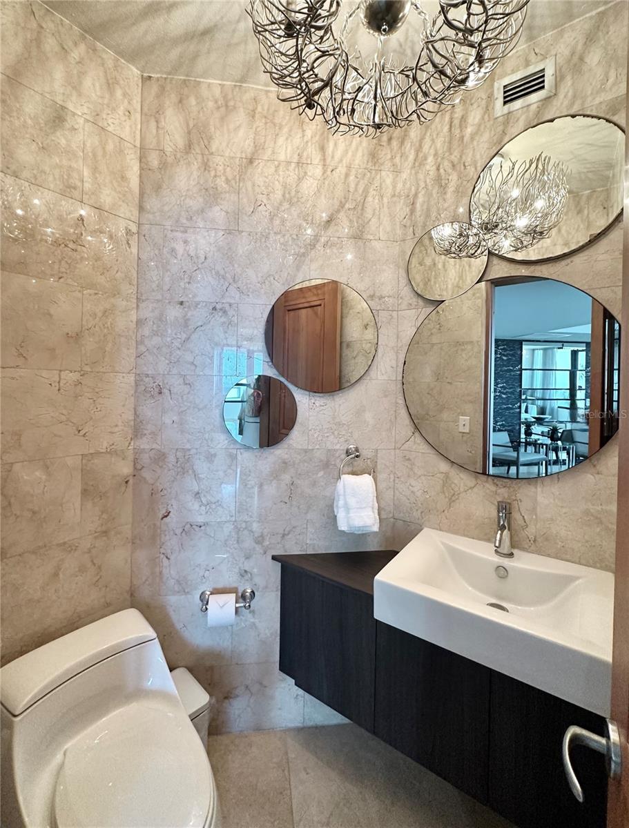 CARIBE PLAZA - Residential