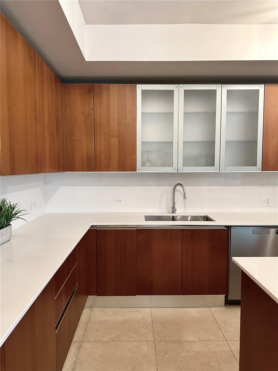 CARIBE PLAZA - Residential