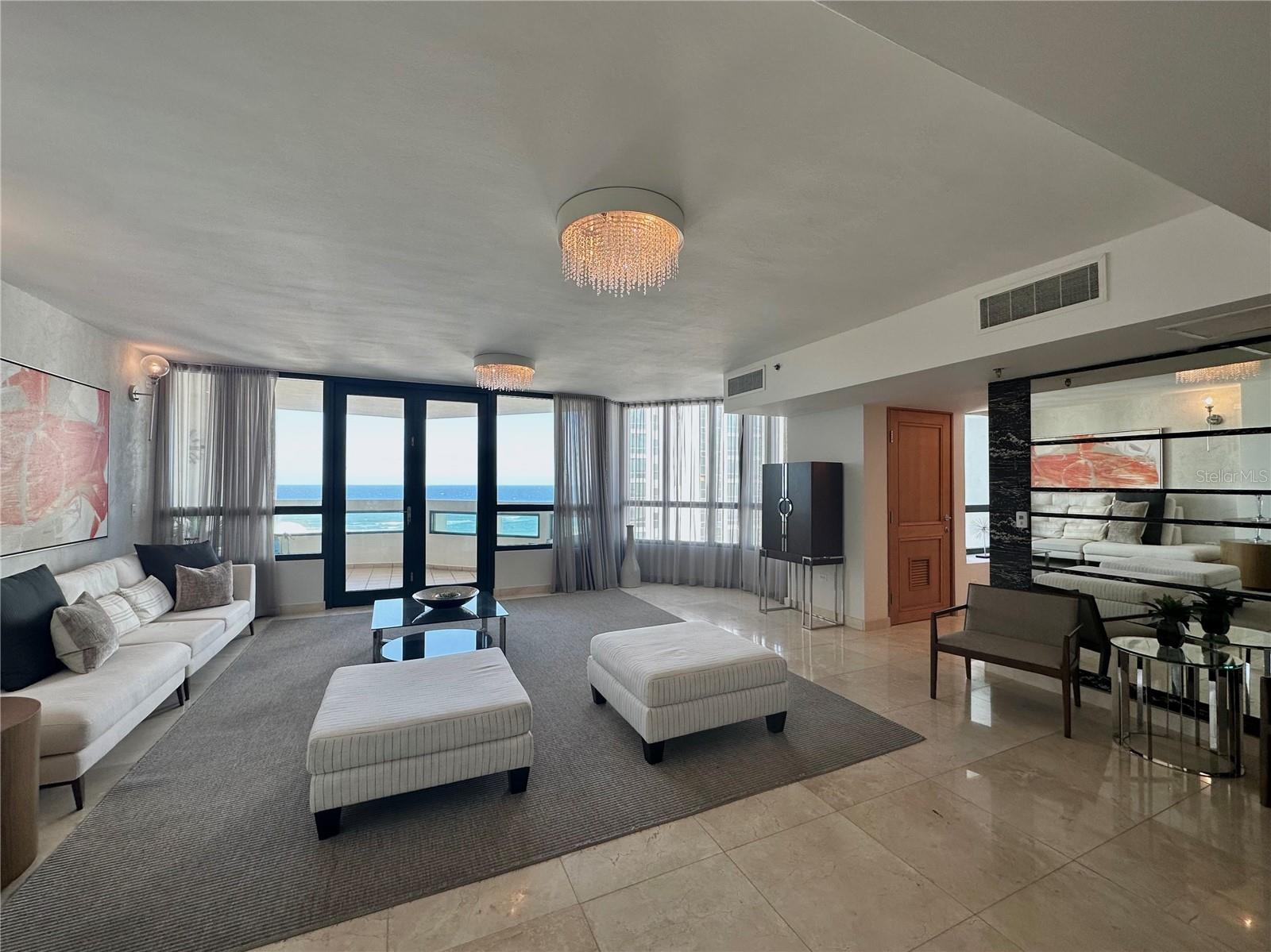 35 Av. LUIS MUÑOZ RIVERA 1202