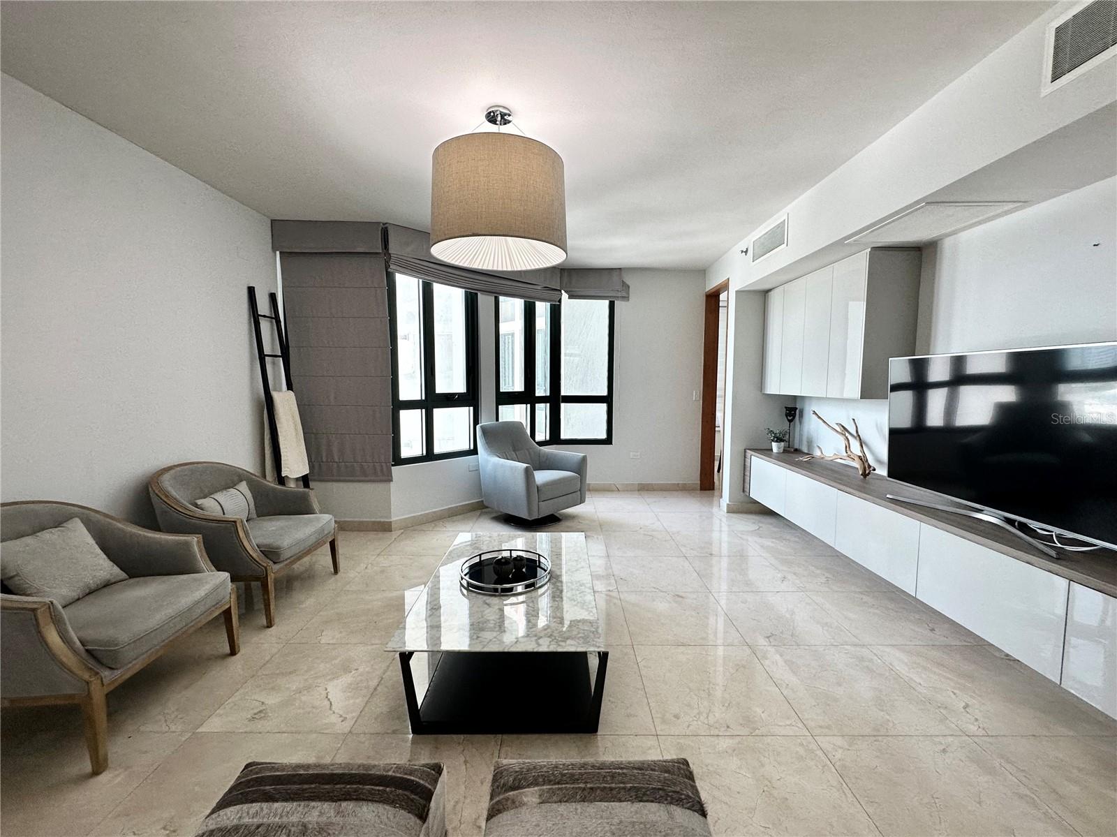 CARIBE PLAZA - Residential