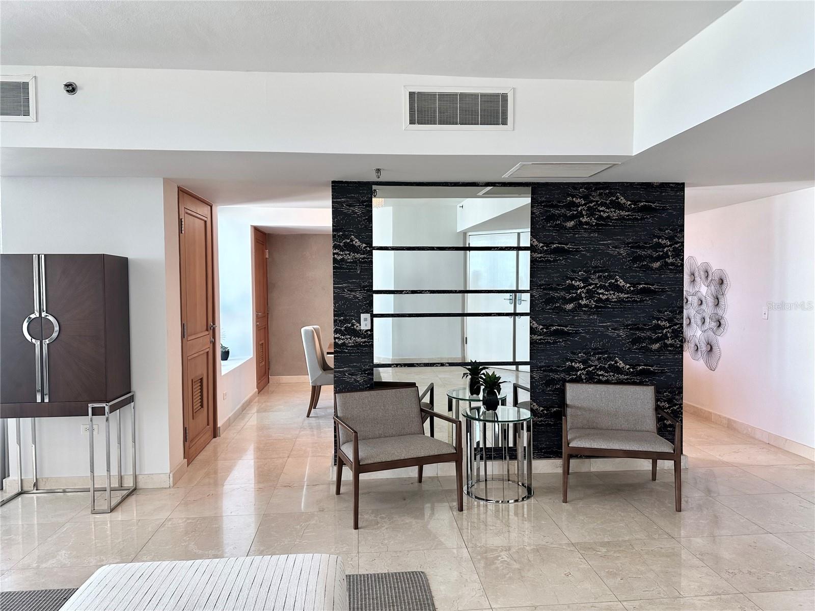 CARIBE PLAZA - Residential