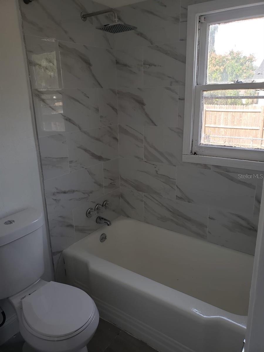 LAKE BEULAH HEIGHTS DIV 02 - Residential Income