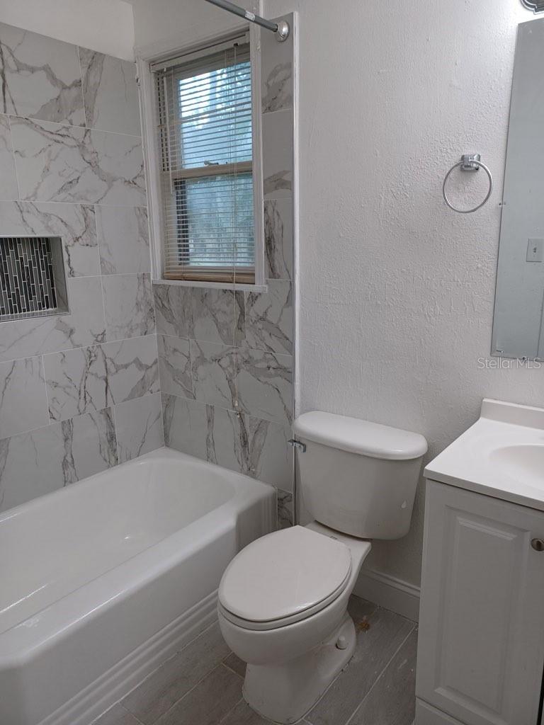 LAKE BEULAH HEIGHTS DIV 02 - Residential Income