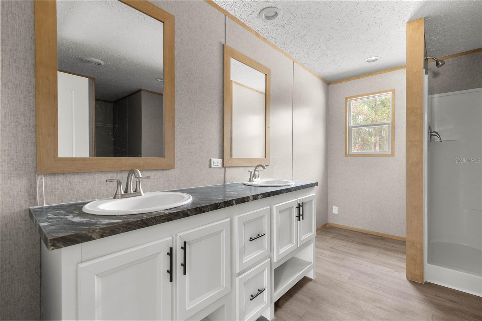 LAKE TROPICANA RANCHETTES - Residential