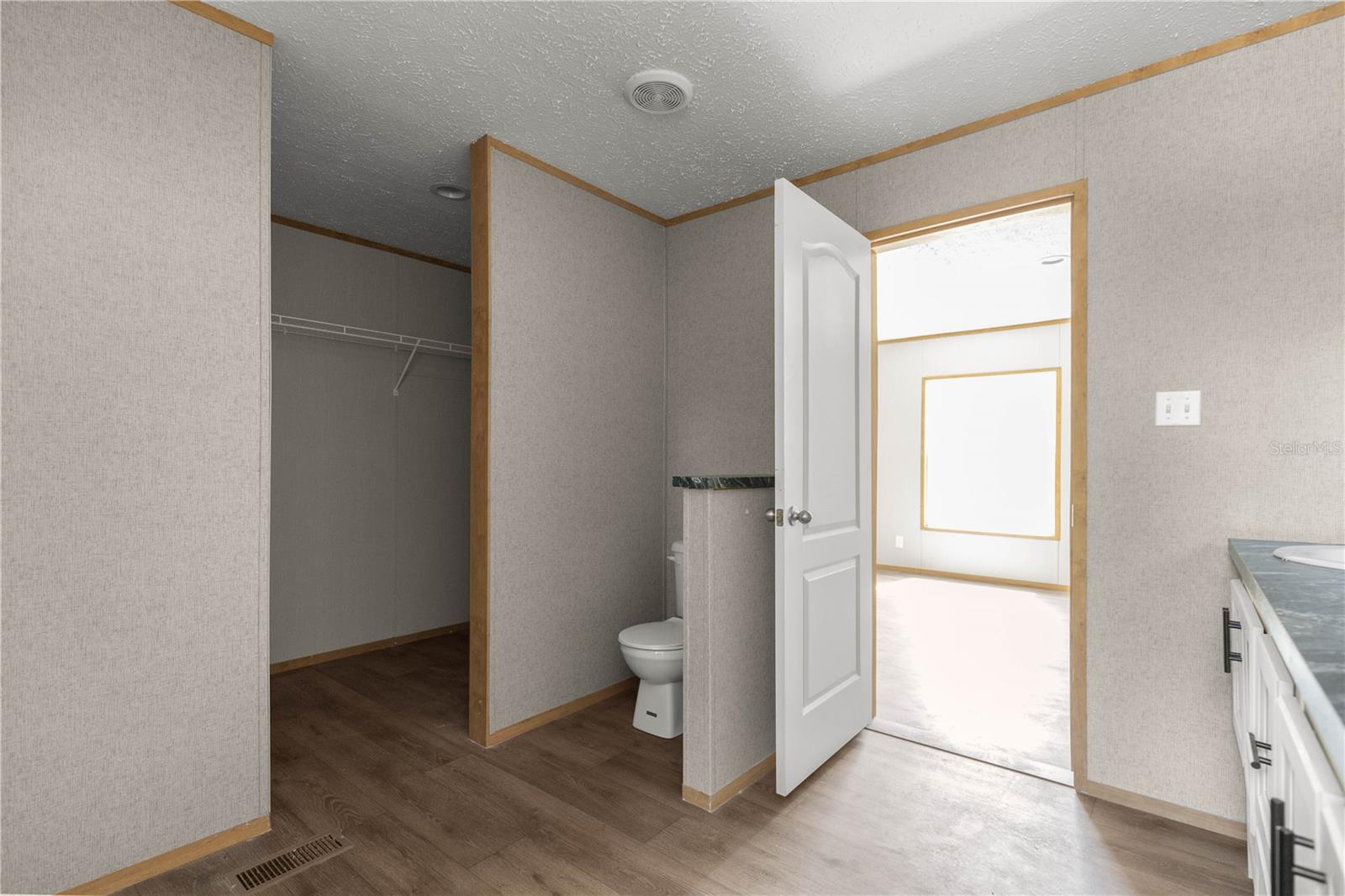 LAKE TROPICANA RANCHETTES - Residential