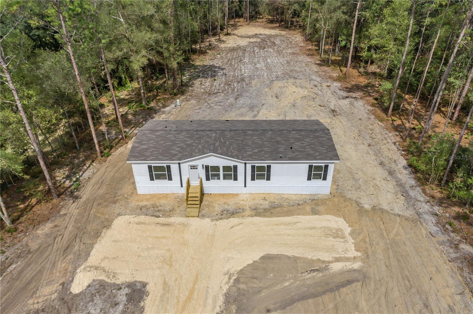 LAKE TROPICANA RANCHETTES - Residential