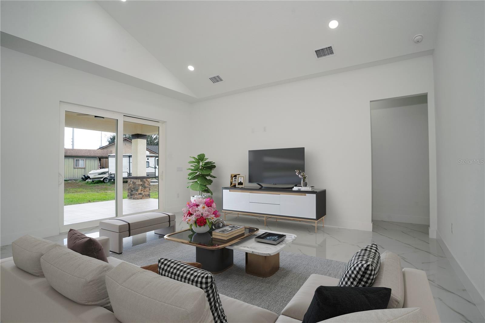 2972 LAKE SAXON DRIVE