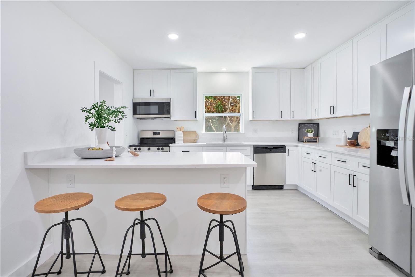 MEDALLION ESTATES - Residential