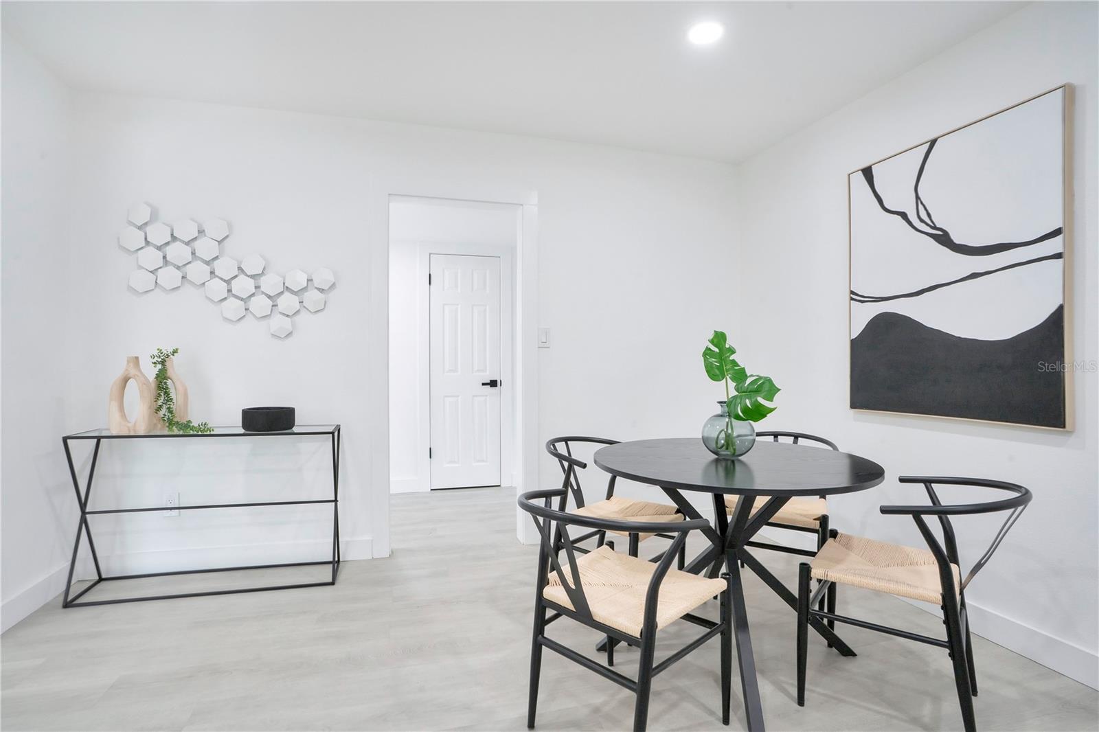 MEDALLION ESTATES - Residential