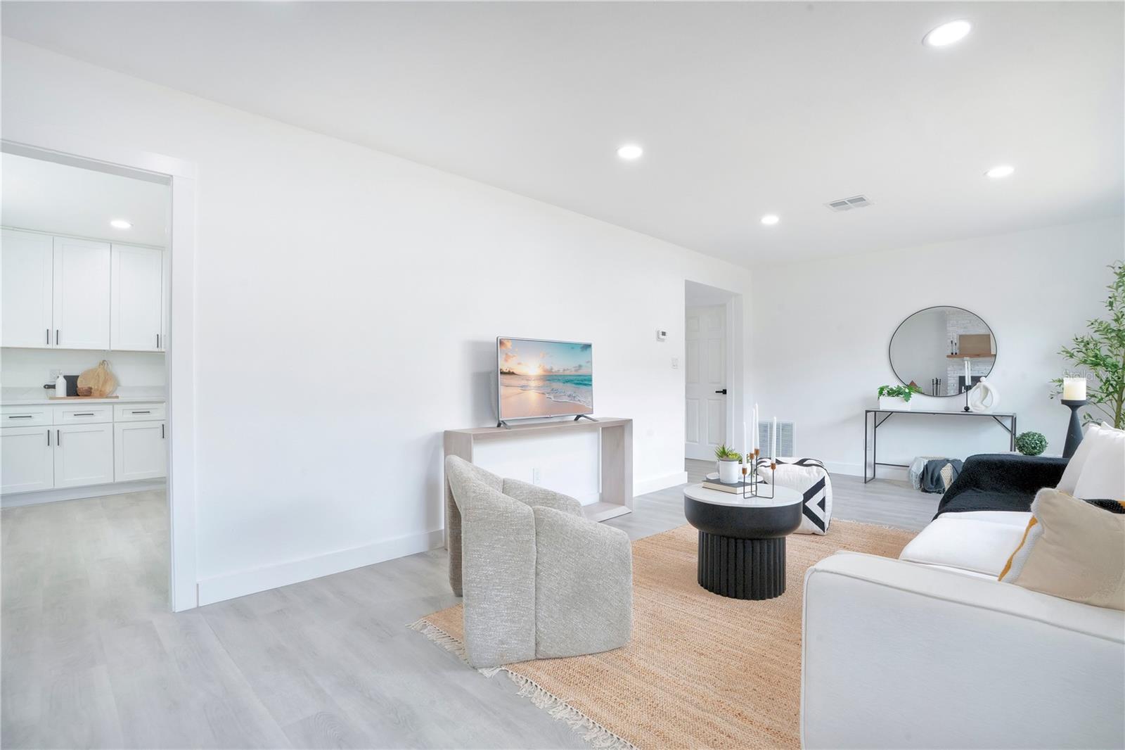 MEDALLION ESTATES - Residential