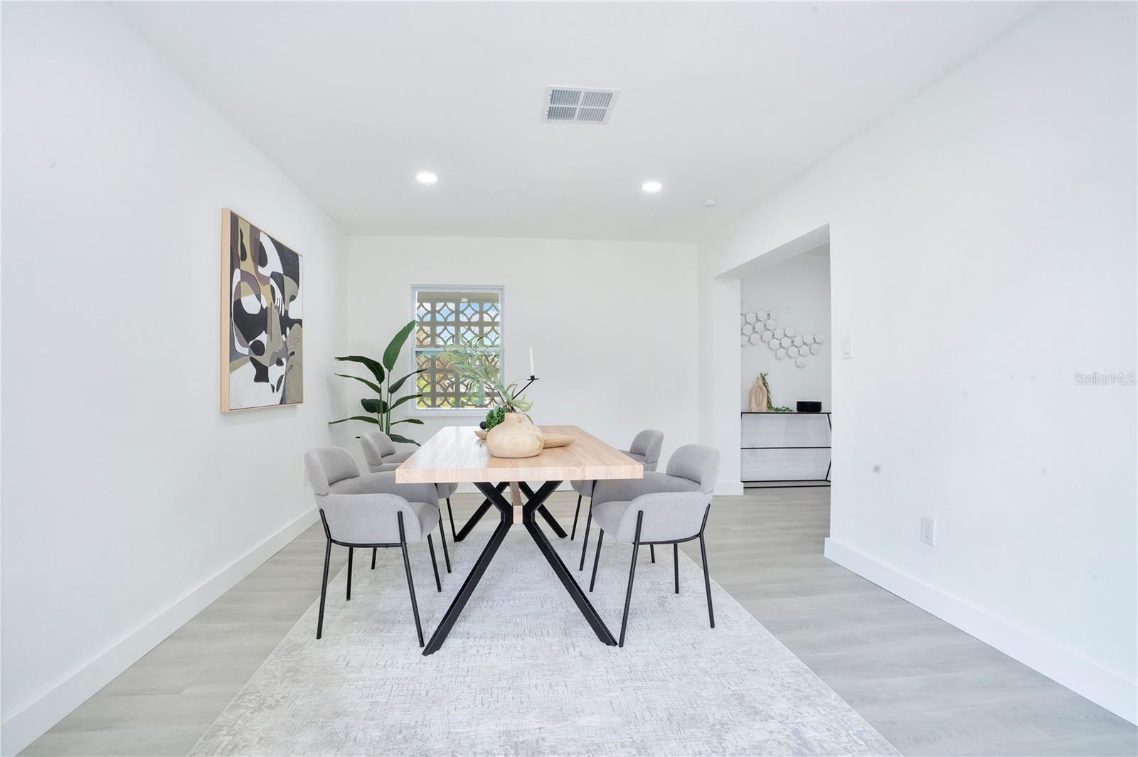 MEDALLION ESTATES - Residential