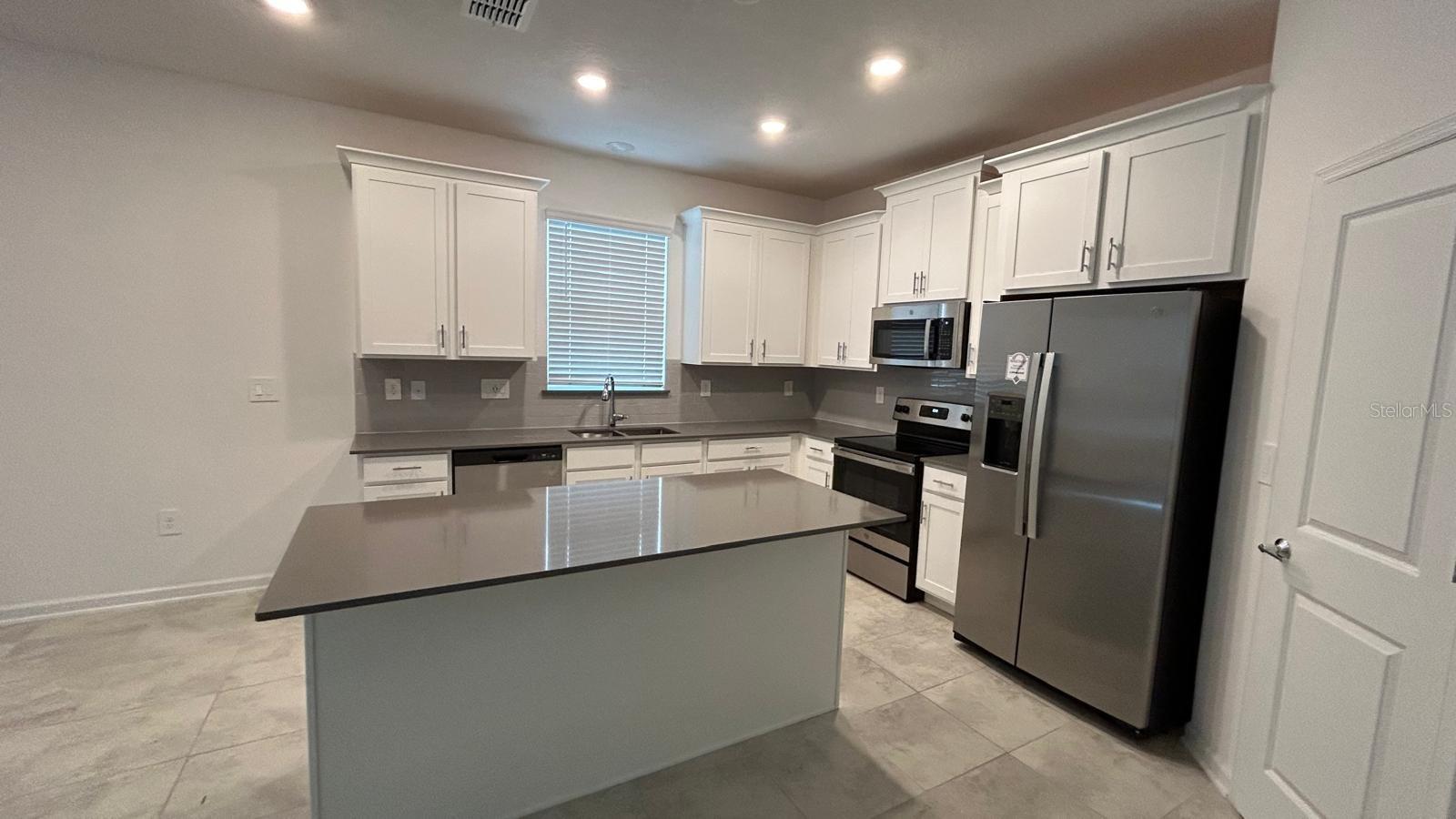 BELLEVUE AT ESTATES - Residential