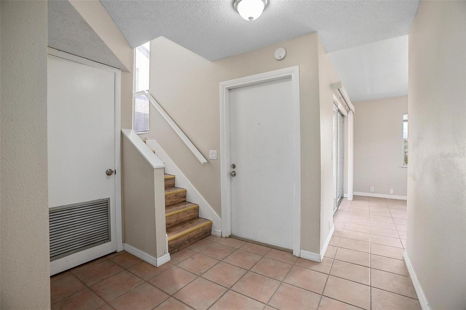 WINDMEADOWS VILLAGE 4 - Residential