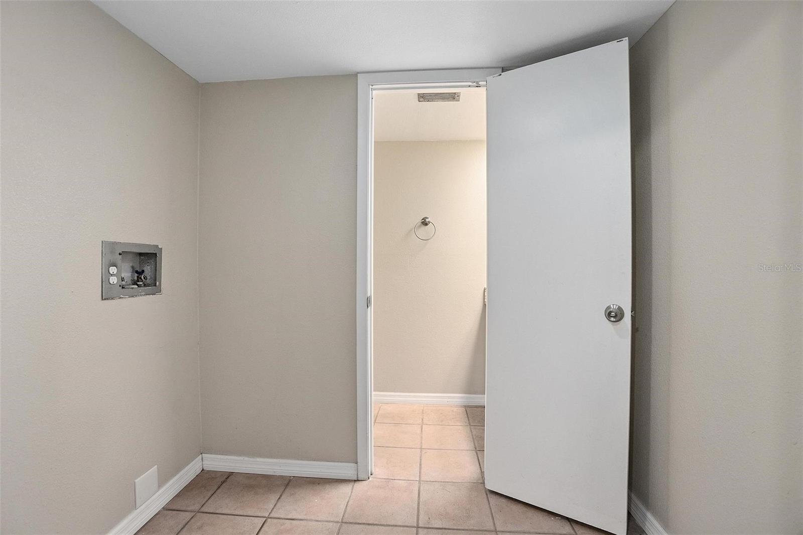 WINDMEADOWS VILLAGE 4 - Residential
