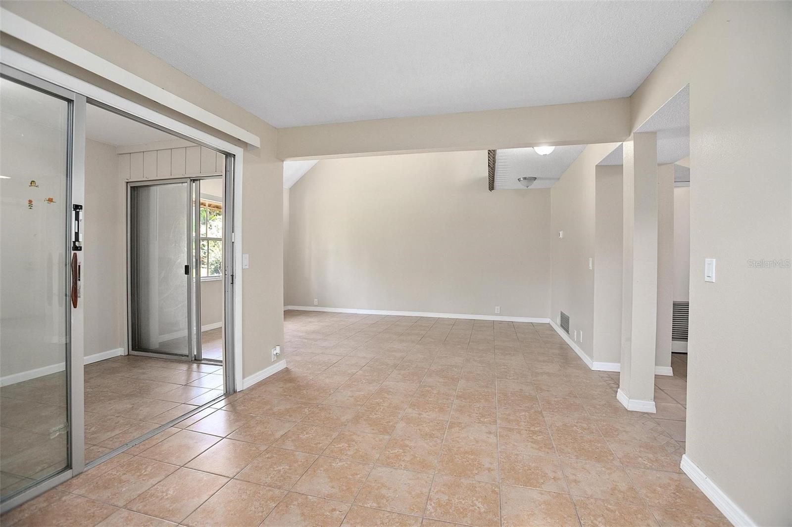 WINDMEADOWS VILLAGE 4 - Residential