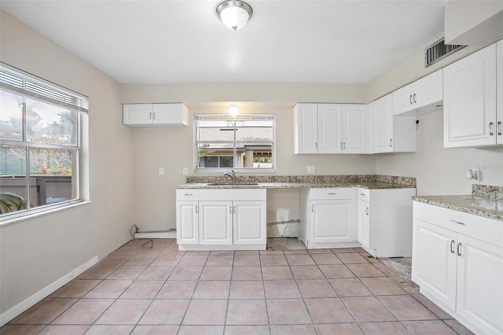 WINDMEADOWS VILLAGE 4 - Residential