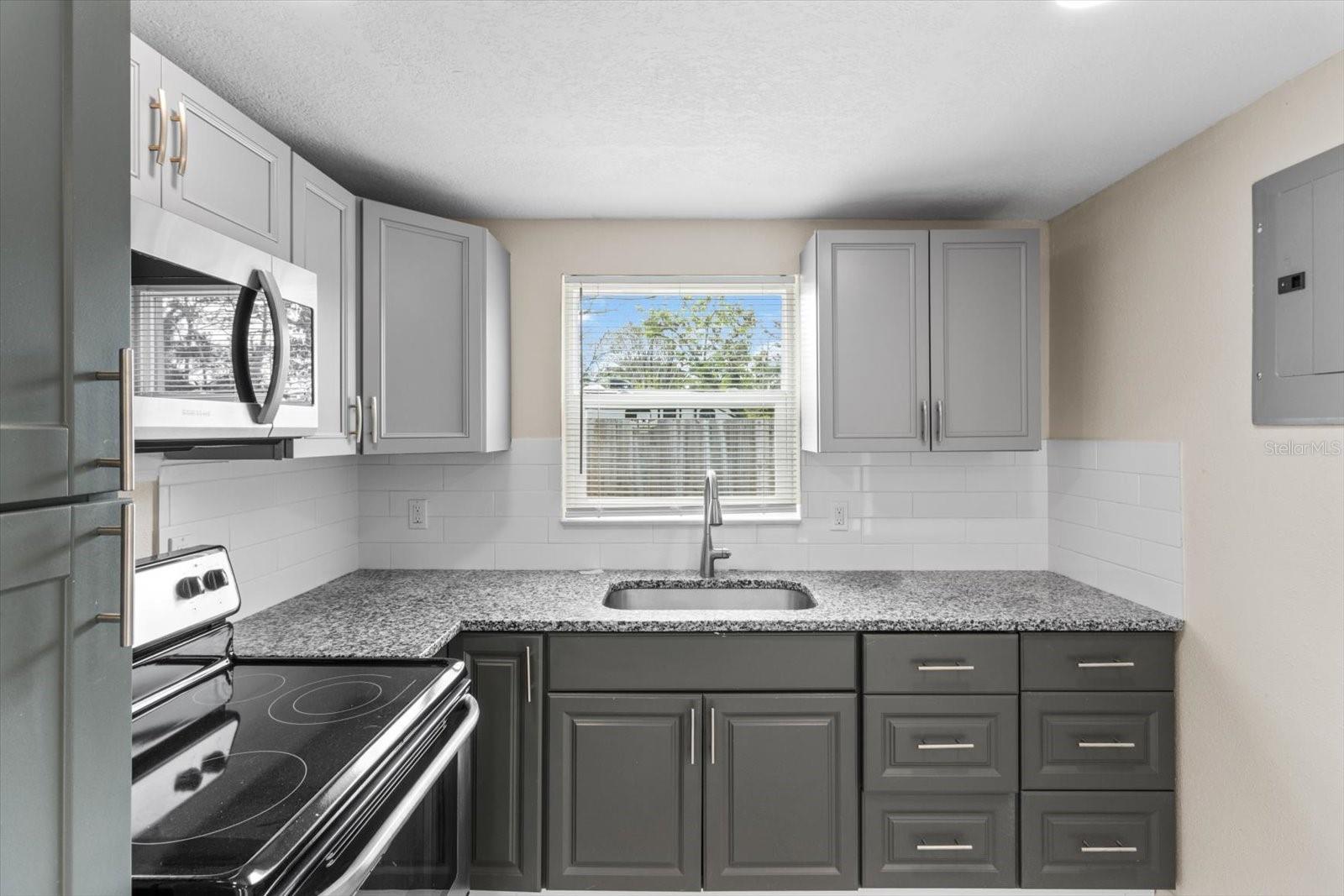 5117 MALLETT DRIVE